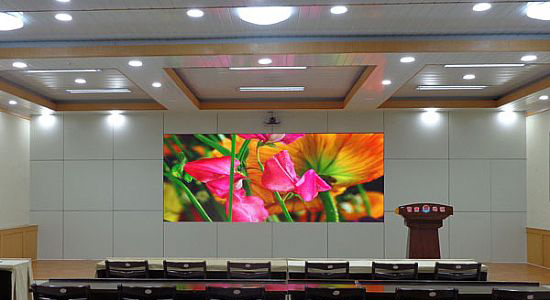小间距LED发力 液晶拼接遇对手 1.jpg 小间距LED发力 液晶拼接遇对手 1.jpg